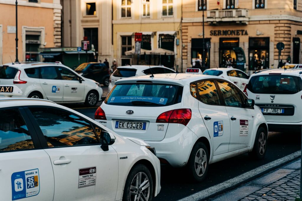 Tipping taxi drivers in Italy