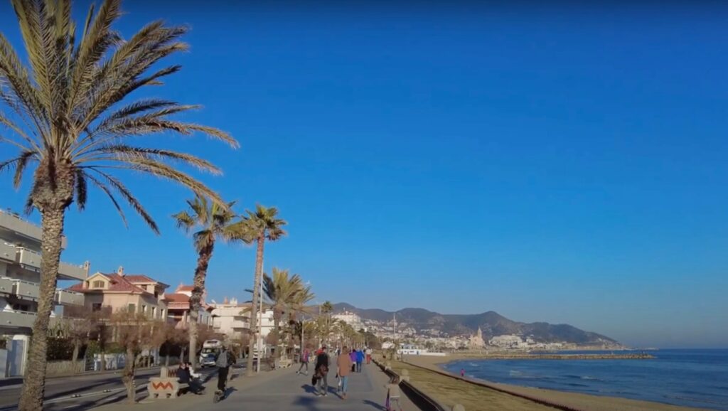 sitges promenade