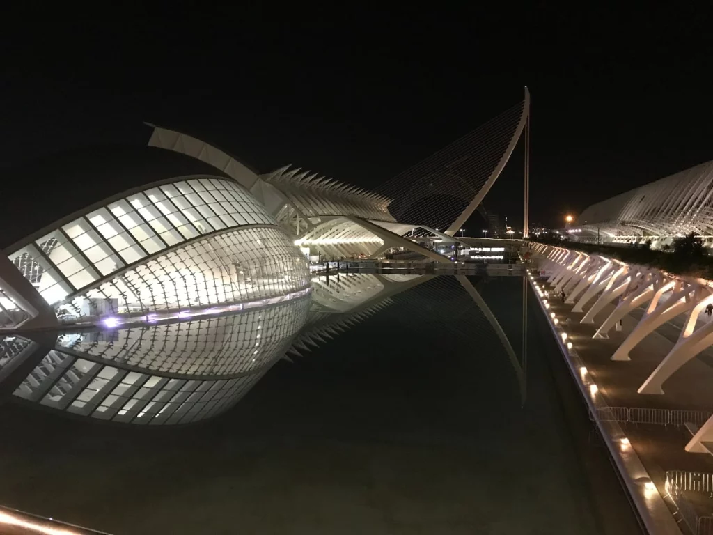 valencia city of arts and sciences at night