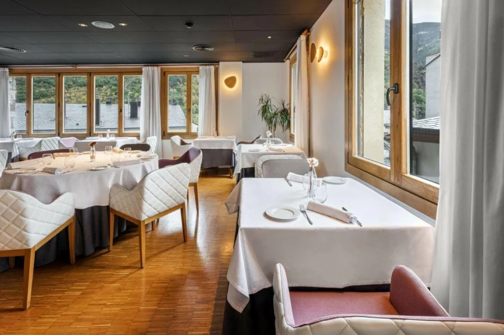 Hotel de l'Isard dining Andorra