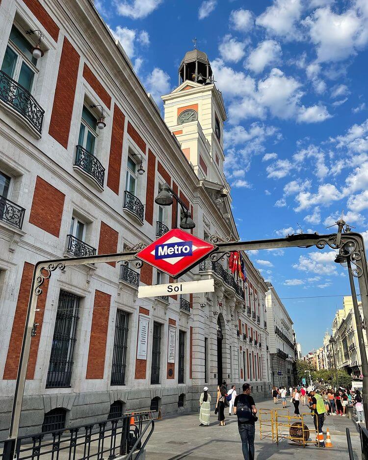 Puerta del Sol metro station, Madrid