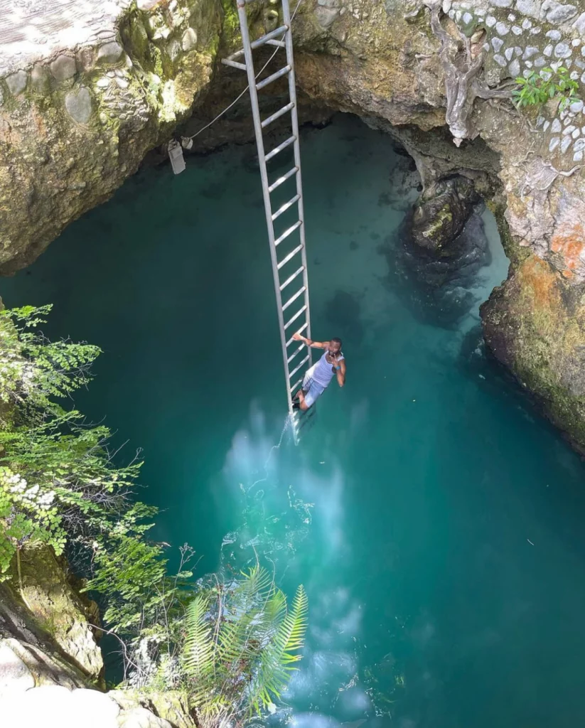 Blue Hole, Jamaica