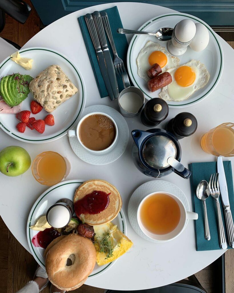 Amerikalinjen Hotel Breakfast, Oslo, Norway
