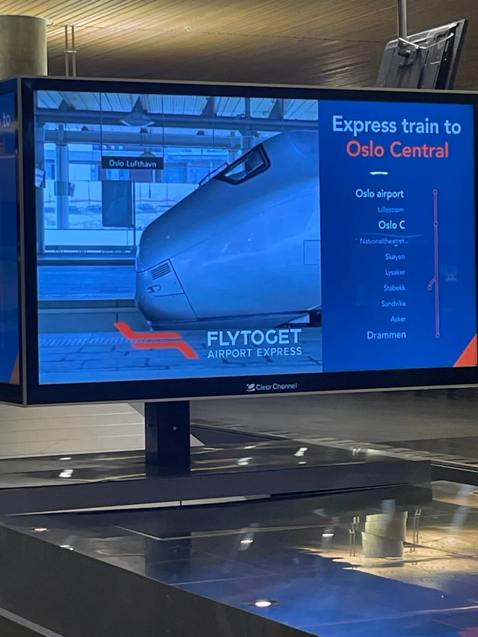 Flytoget Oslo airport express train