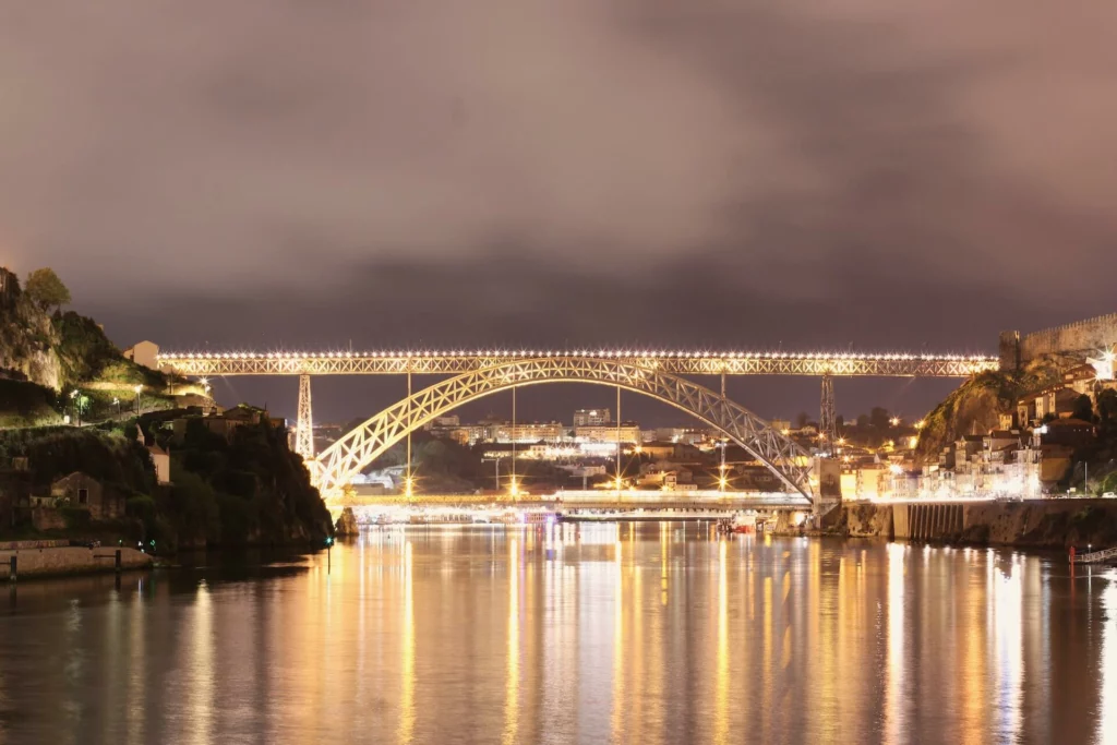 Dom Luís I bridge at night, Porto