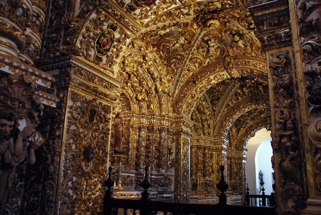 The gold of Church of São Francisco, Porto