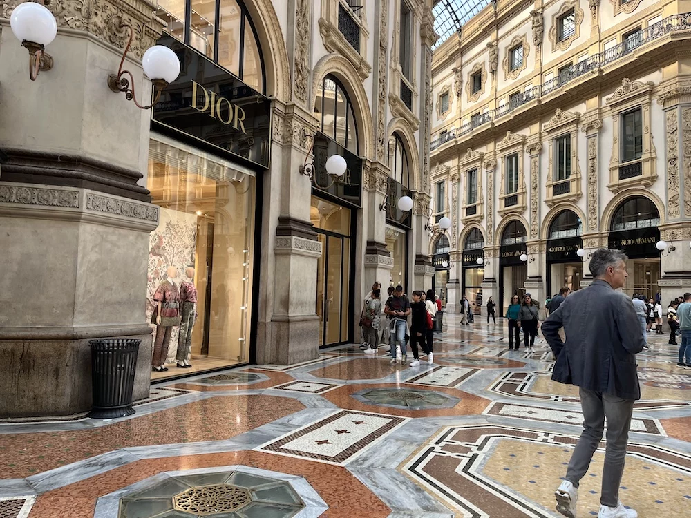 Inside Galleria Vittorio Emanuele II