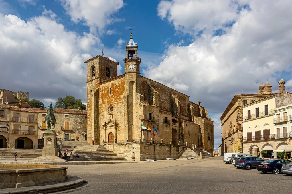 Plaza Mayor, Trujillo