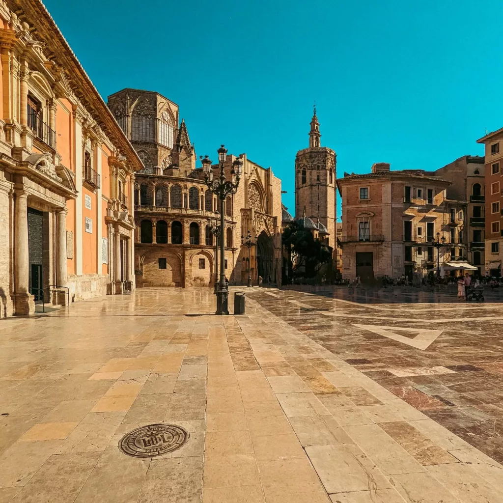 Plaza de la Virgen