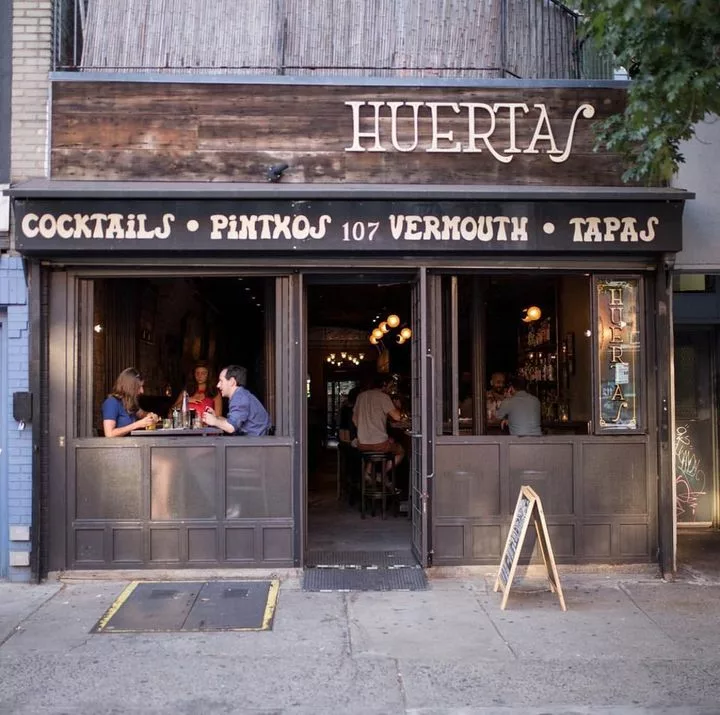 Huertas NYC, Front store