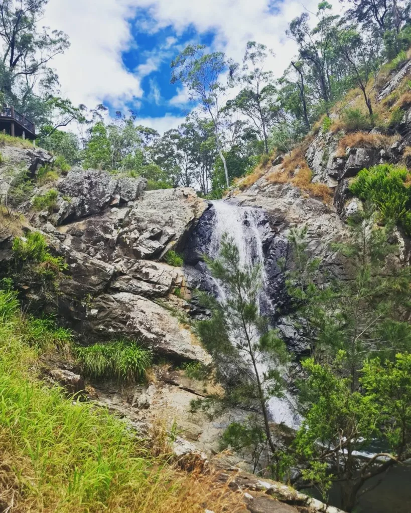 Cedar Creek Falls