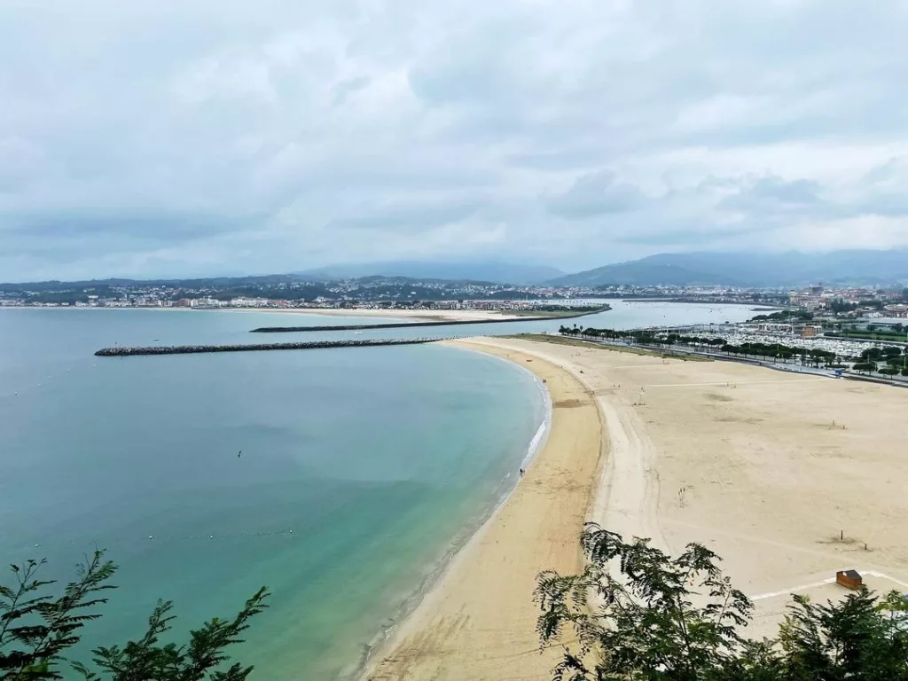 The beach in Hondarribia