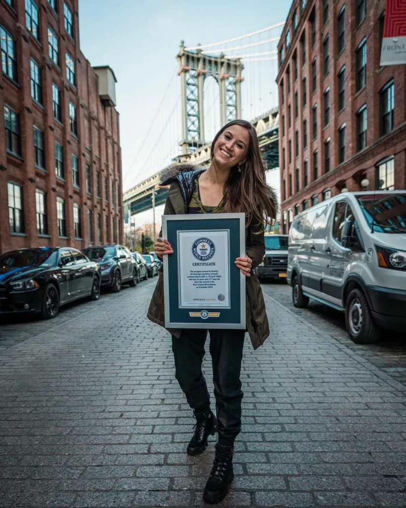 Lexie Limitless with Guiness World records award