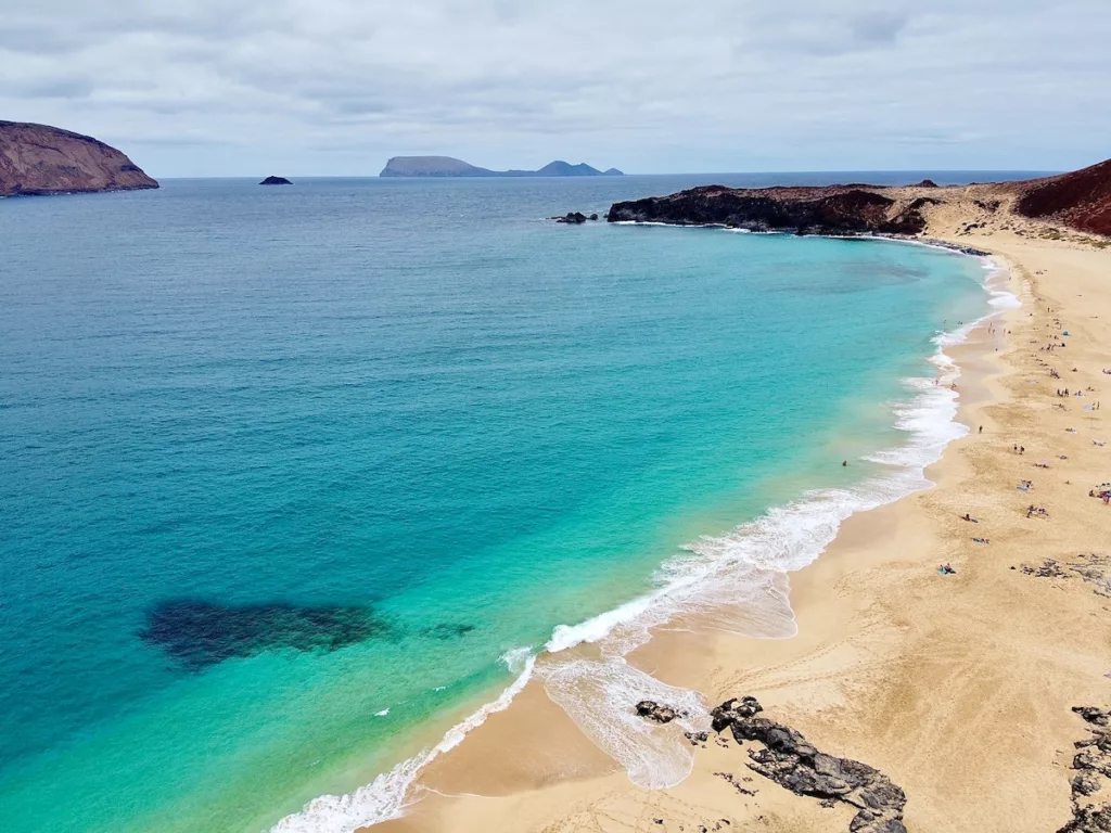 Playa de las Conchas in La Graciosa island