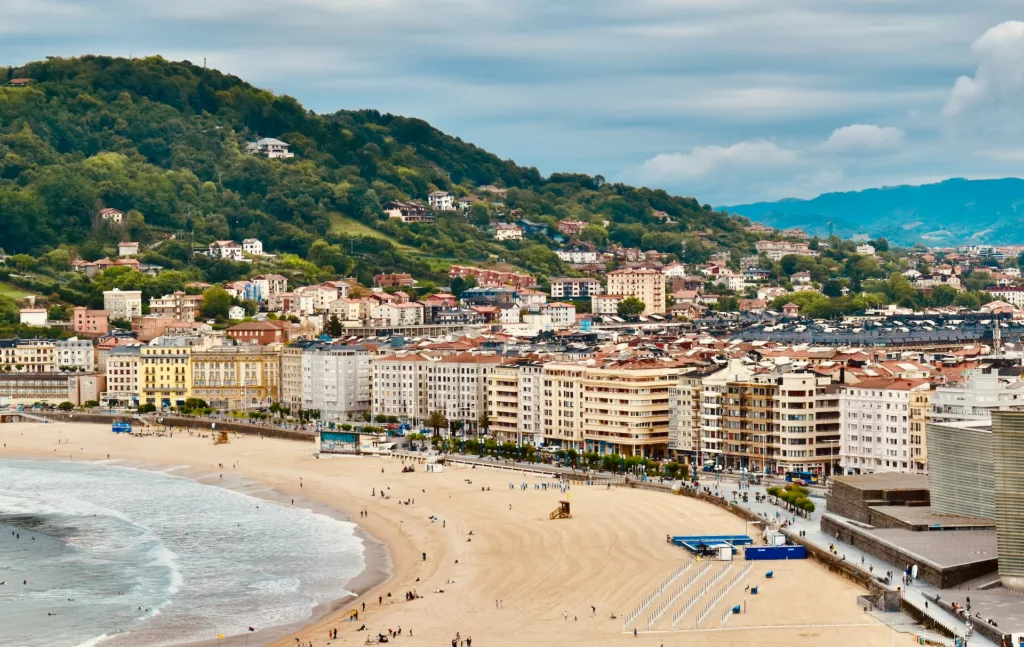 La Concha and Paseo Nuevo, San Sebastian, Spain