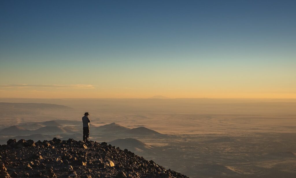 Humphreys Summit Trail