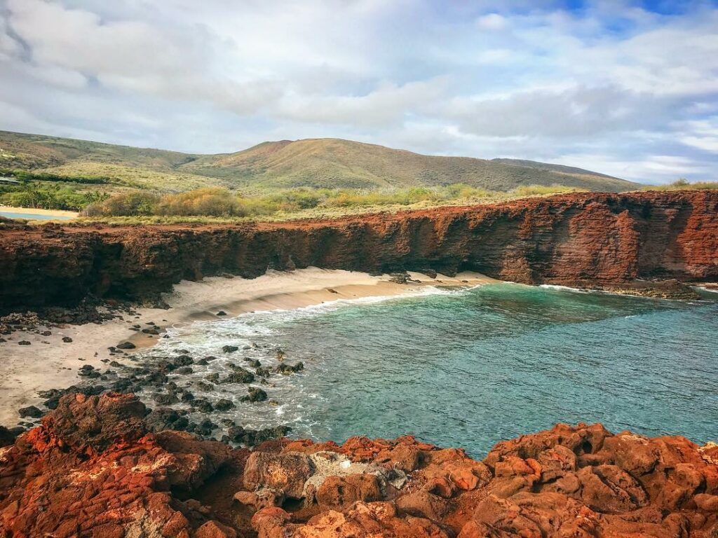 Hulopoe Bay